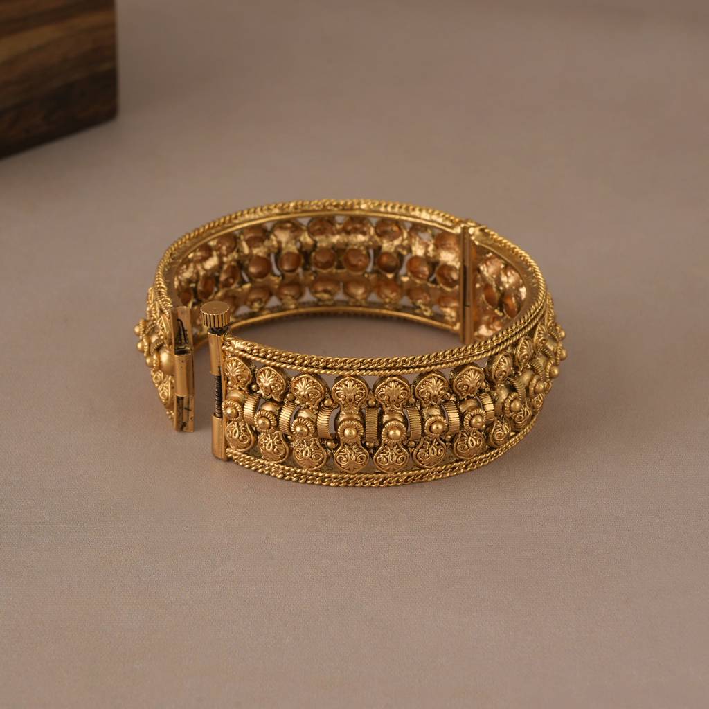Broad Antique Gold Openable Kada Bangle For Women : SJ303