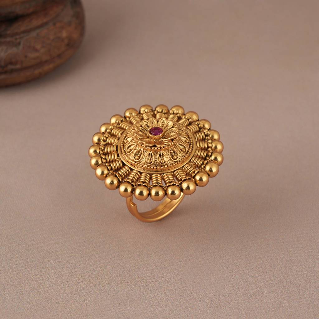 Beautiful Antique Gold Plain Finger Ring : SJ316