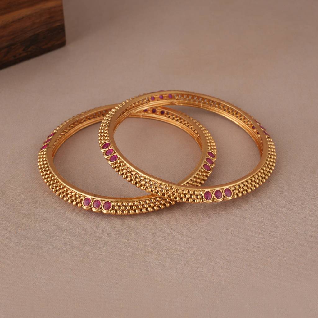 Gorgeous Antique Gold Plated Ruby Bangle Set : SJ317