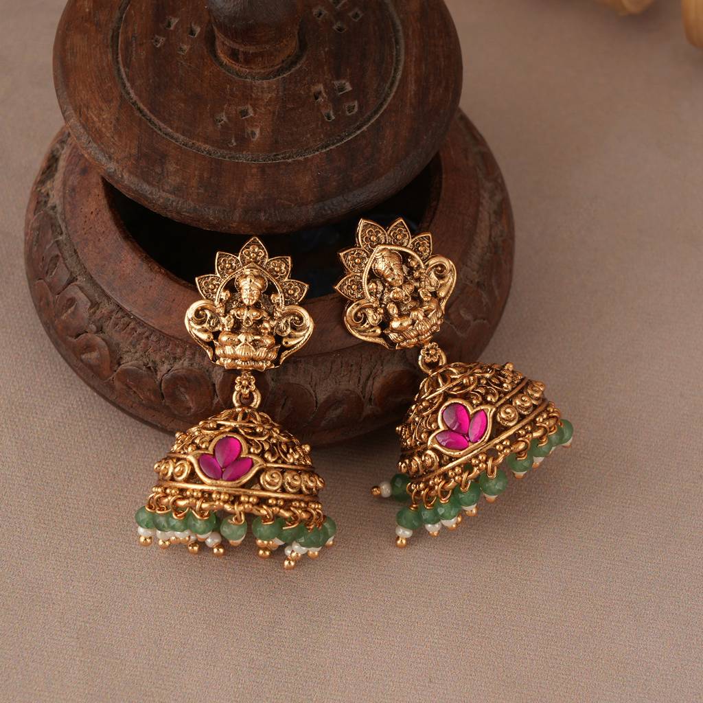 Gorgeous Antique Gold Maa Lakshmi Necklace Set : SJ320