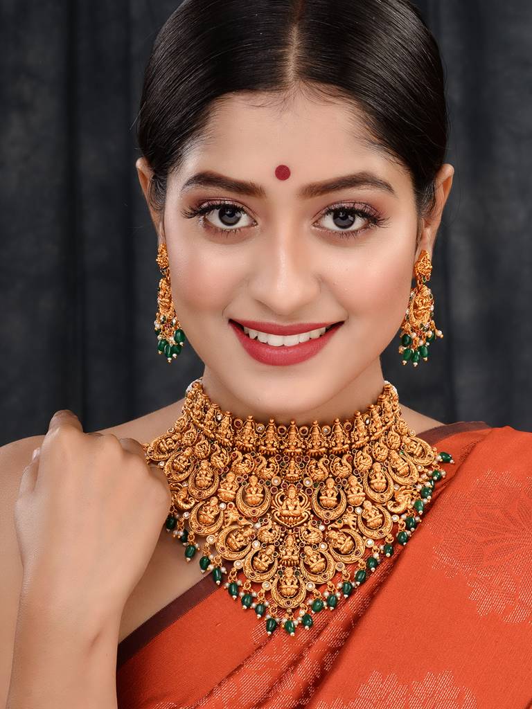 Gold Plated Intricate Temple Design With Dangling Green Beads Choker Jewellery Set : SJNK1641