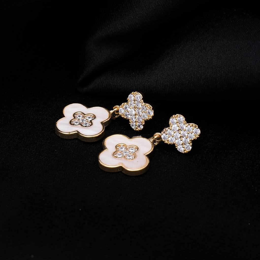 Multi-Layer 18K Gold Plated Necklace With Green & White Crystals : SleekDrop18kGoldPlatedEarrings