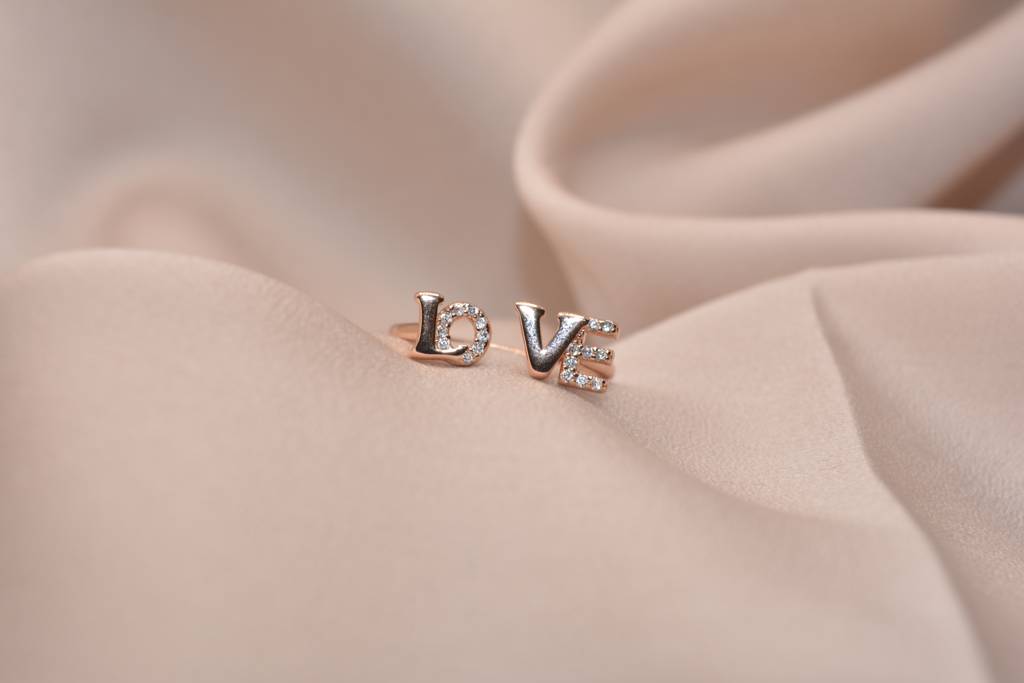 Lo Ve Forever Spark Ring : 166