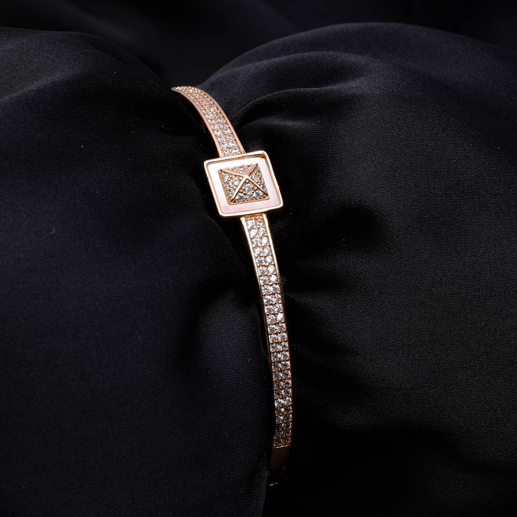 Raindrop Crystal Rose Gold Necklace : AurelianLuxeBracelet