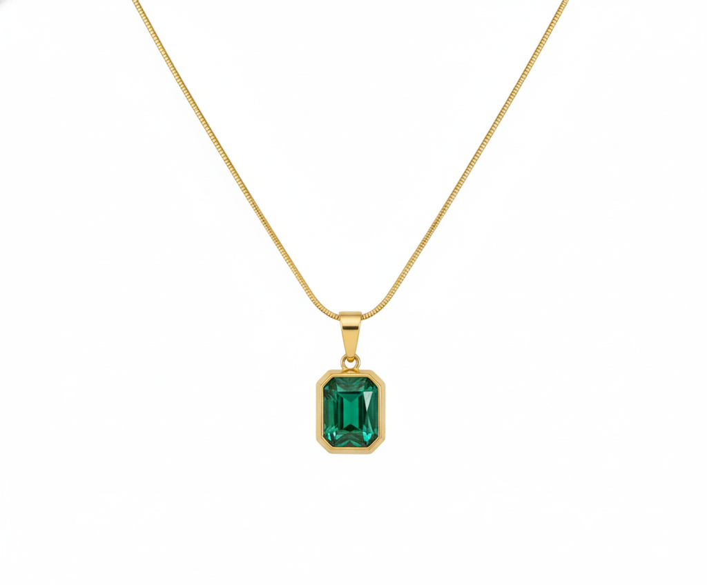 18K Gold Plated Emerald Pendant Necklace : RJFSPN04