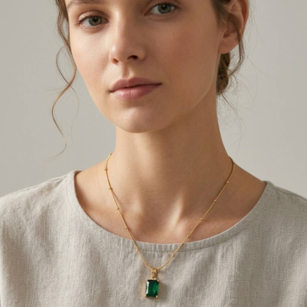 18K Gold Plated Green Emerald-Cut Cz Solitaire Pendant Satellite Chain Necklace : RJFSPN141