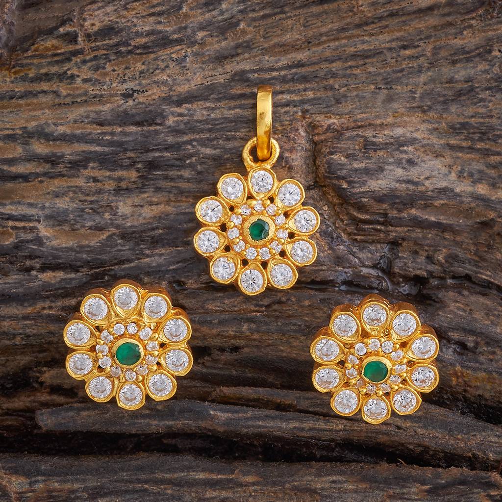 Kushal'S Fashion Jewellery Gold-Plated Ethnic 92.5 Pure Silver Temple Pendant Set - 178549 : 427547