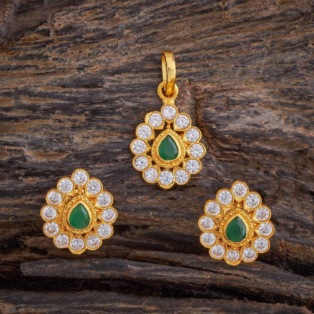 Kushal'S Fashion Jewellery Gold-Plated Ethnic 92.5 Pure Silver Temple Pendant Set - 178551 : 427551