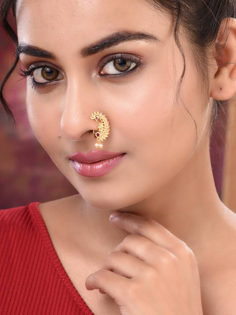 Gold Toned Red Stone Studded Marathi  Nath Nosepin : SJNT1794