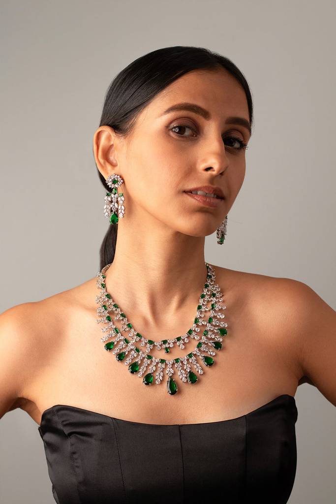 Catherine Emerald Necklace Set : 202511111