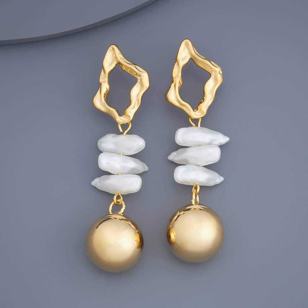 Kushal'S Fashion Jewellery Pearl Gold-Plated Party Trendy Earring - 430846 : 430846