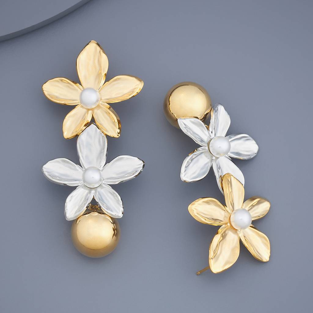 Kushal'S Fashion Jewellery Pearl Rhodium-Plated Party Trendy Earring - 430849 : 430849