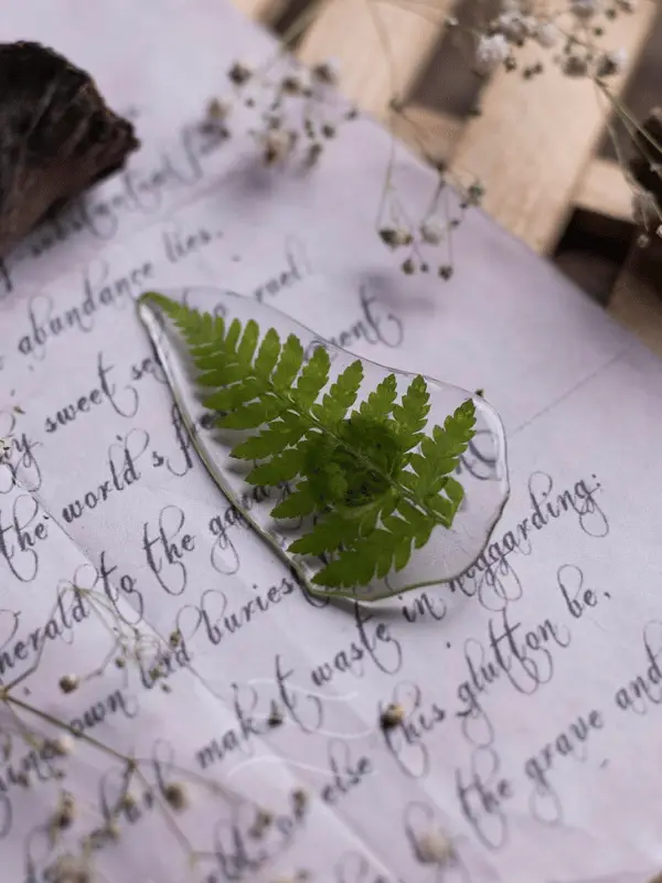 Feathered Fern Pin | Feathered Fern Pin · Eternz