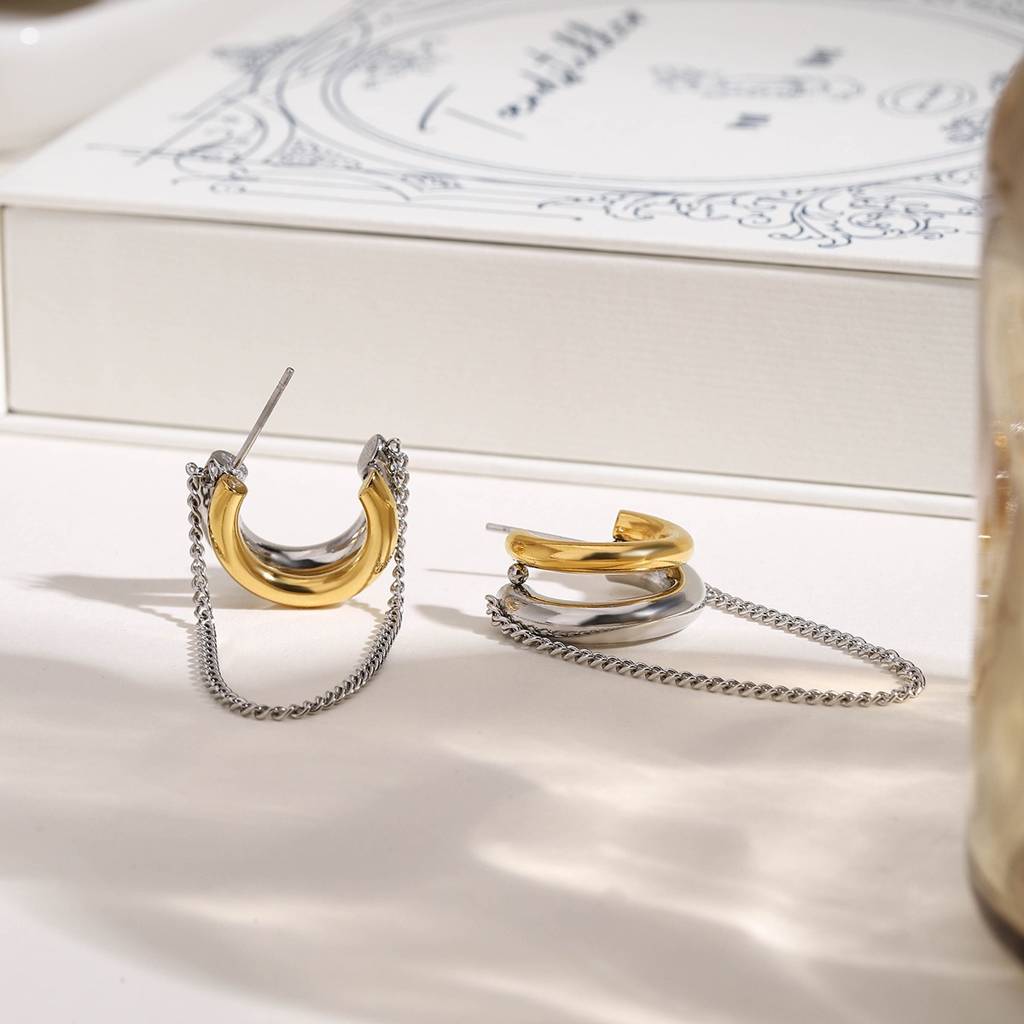 Dual Tone Ear Studs : NH11134704