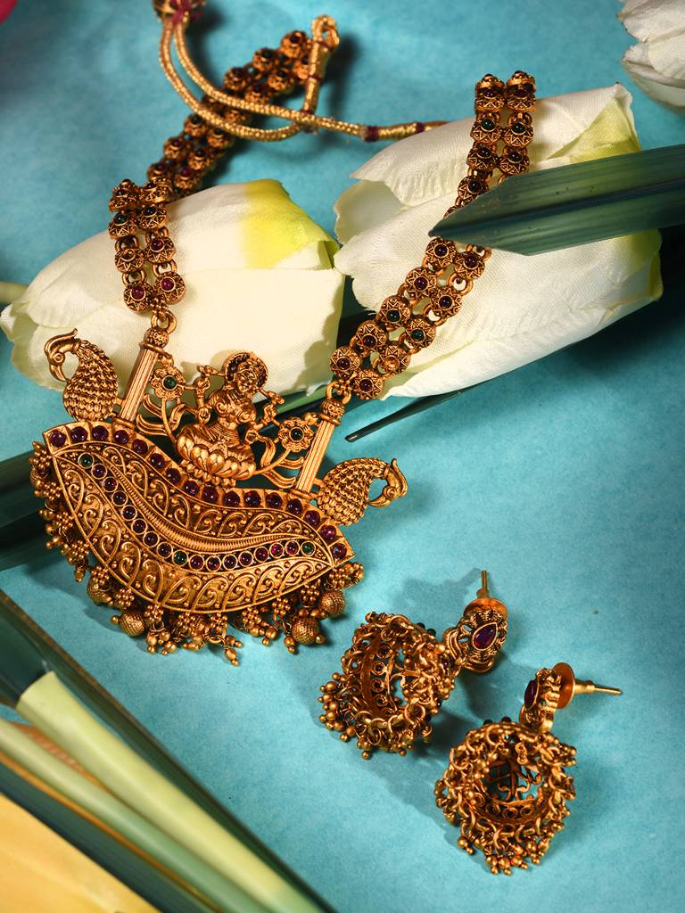 Gold Plated Red Kempo Goddess Lakshmi Deseigner Temple Jewellery