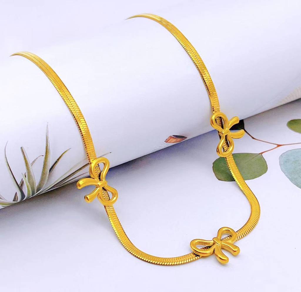 Gold-Bow-Necklace : NG350