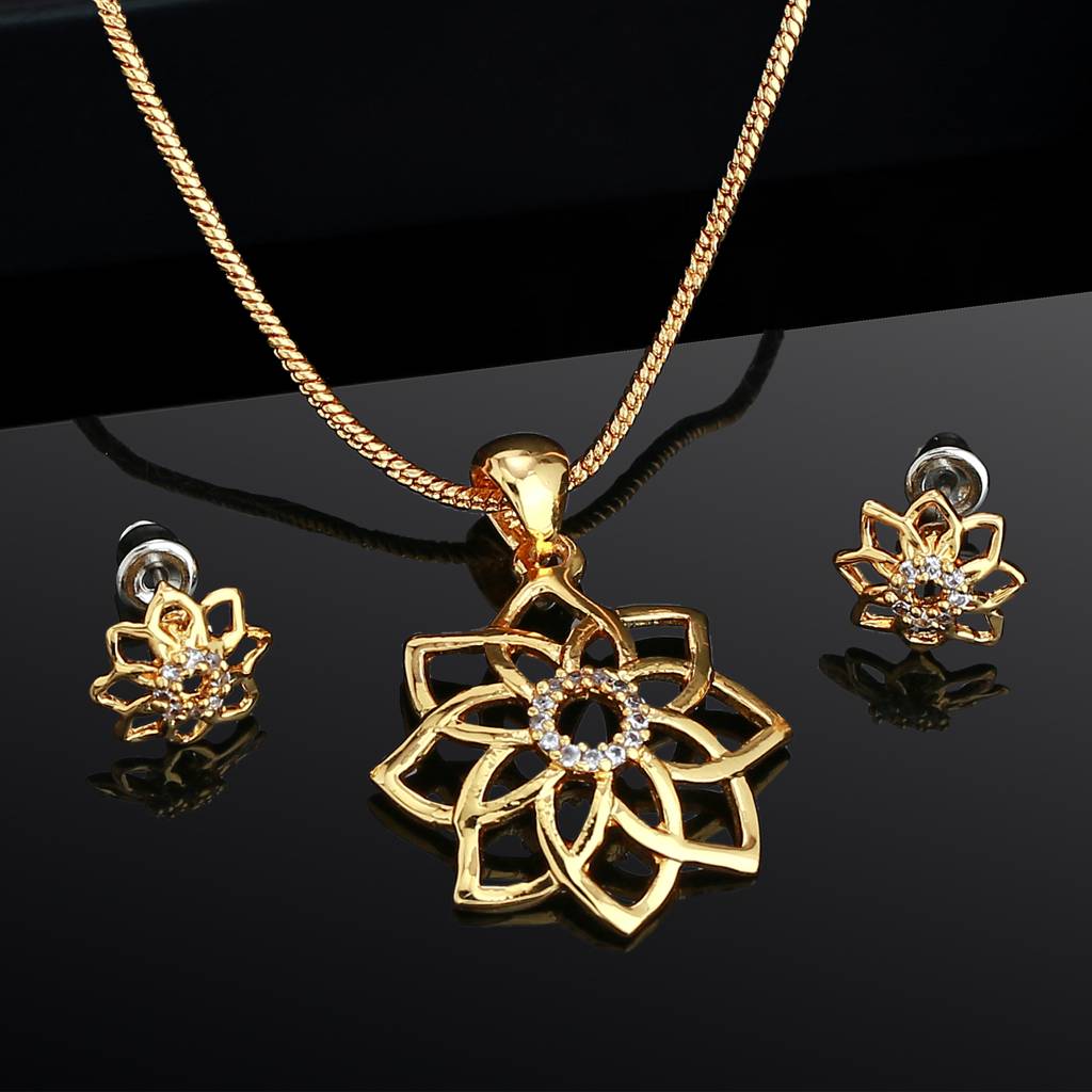 Estele Gold Plated Cz Flower Designer Pendant Necklace For Women (Set Of 2) : AD-294NKER
