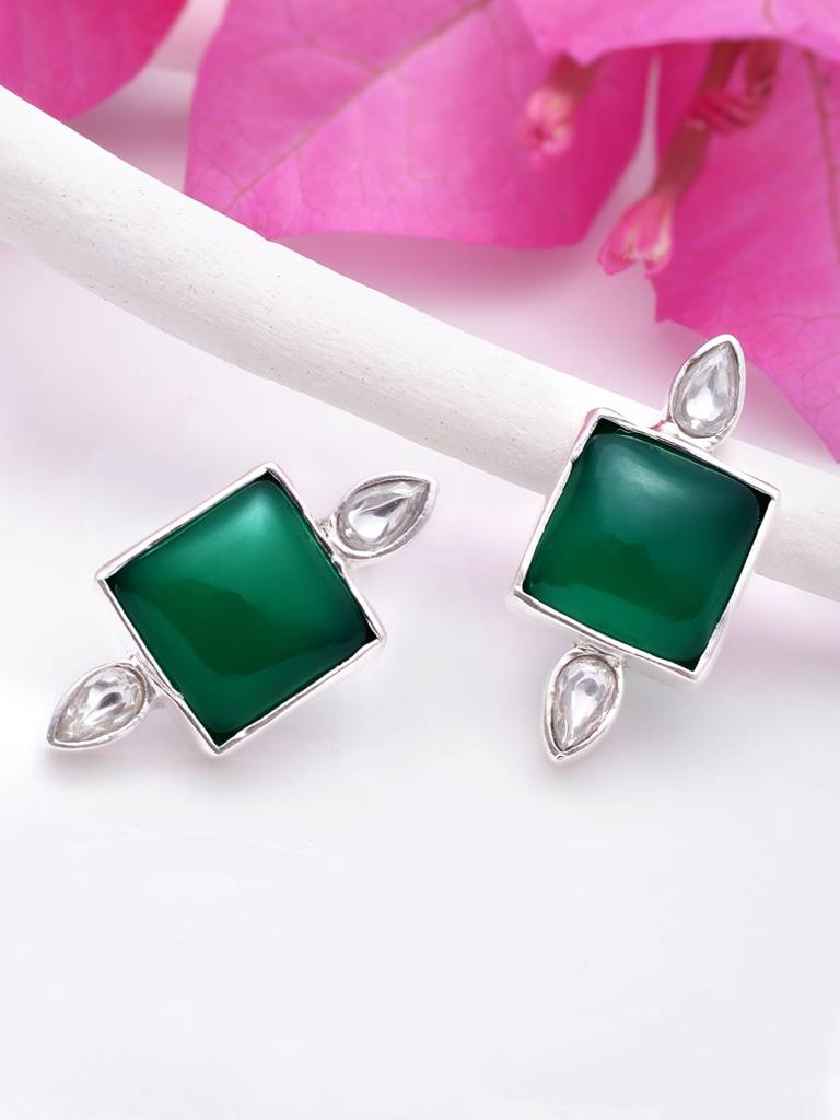 92.5 Silver Serene Green Onyx Stud Earrings : U100SG008MY024