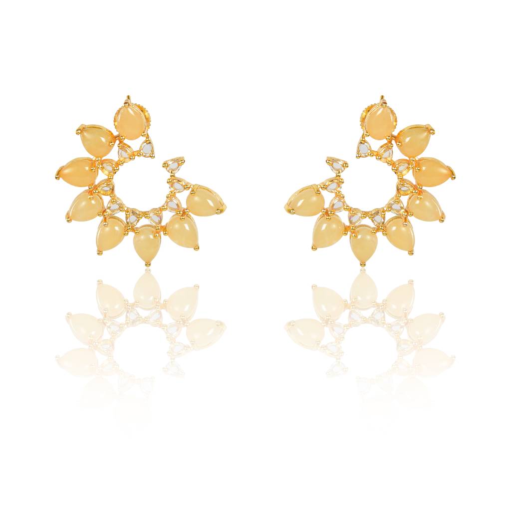 Half Moon Stud Earrings : IE829