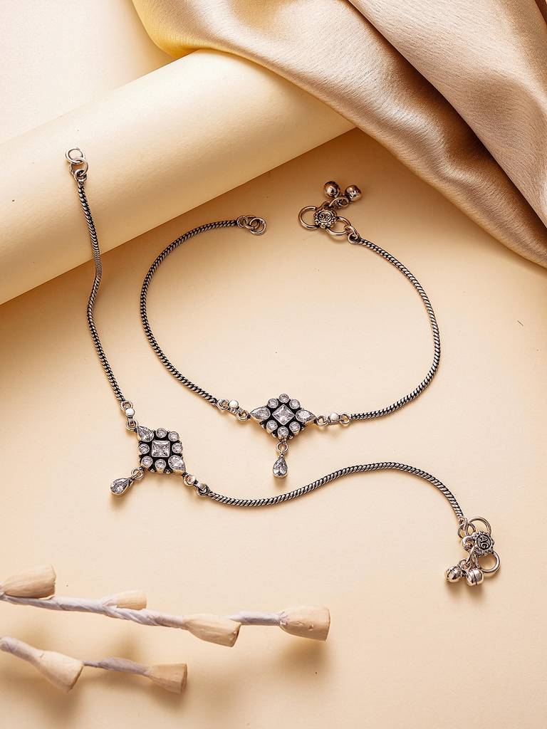 Silver Toned White Stones Geometric Charm Delicate Drop Detail Payal Anklet : SJPL2873