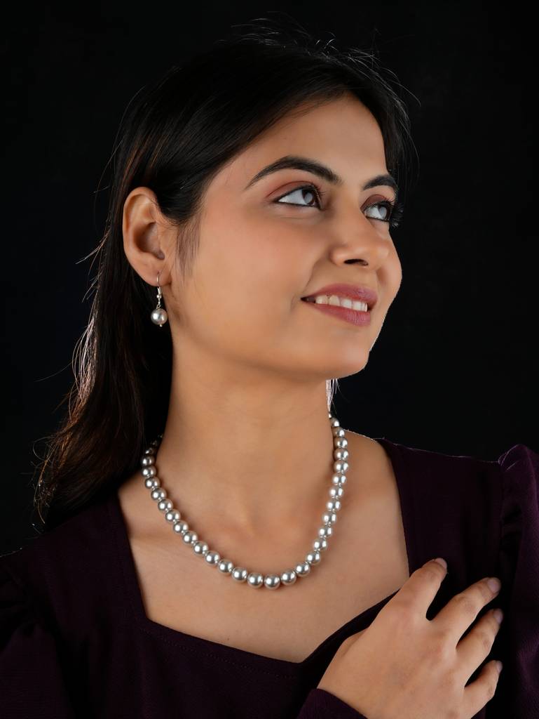 Silver Grey Pearls Necklace Set : PRMBS10
