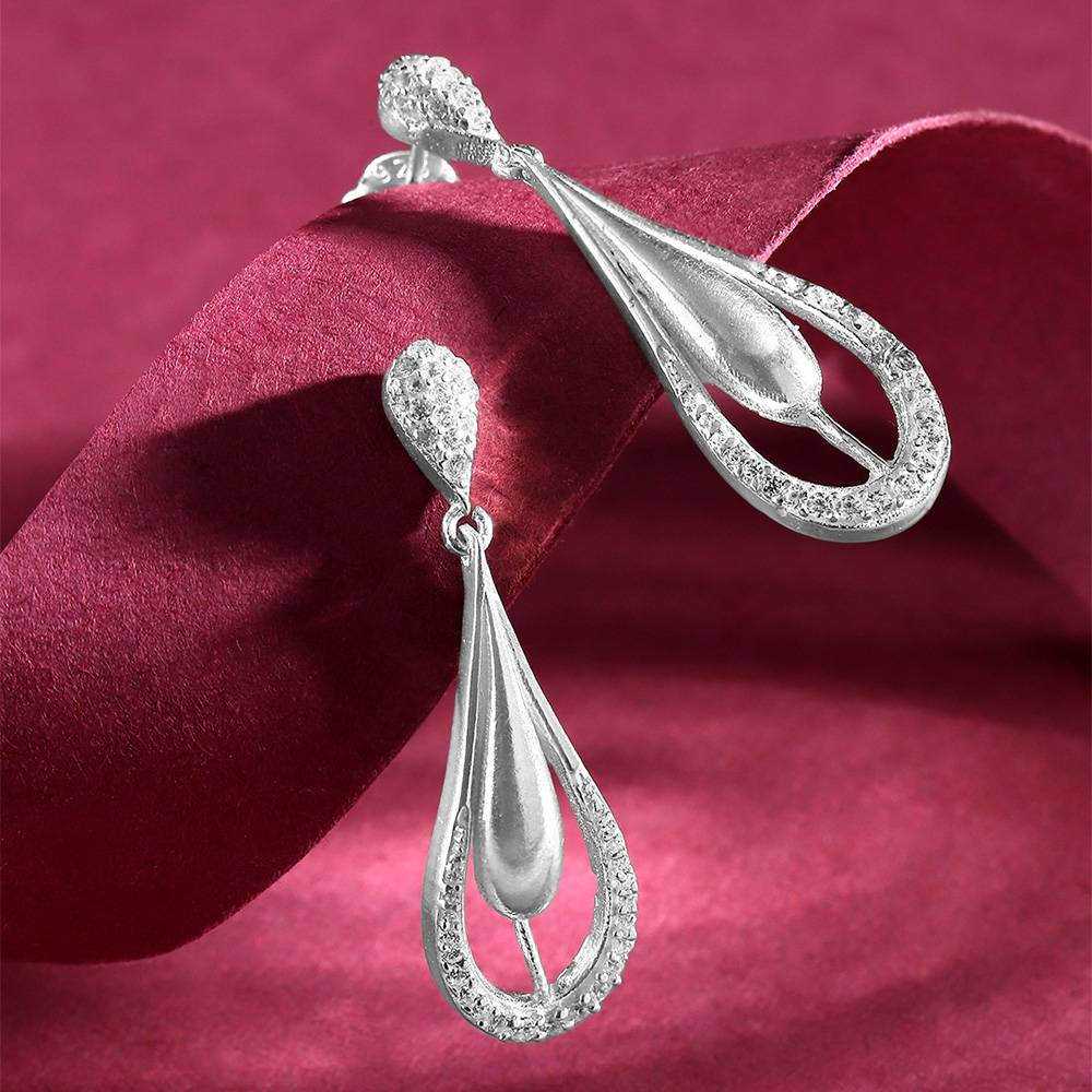 Silver 92.5 Long Zircon Earring : Silver 92.5 Long Zircon Earring : Z125SG008E014