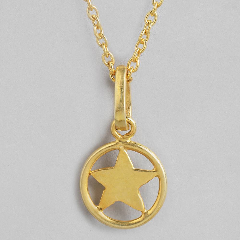 This Design Is Cute And Minimal. Handcrafted In Pure 92.5 Silver, It Comes With A Sleek Chain. Perfect Gift For Both Gir