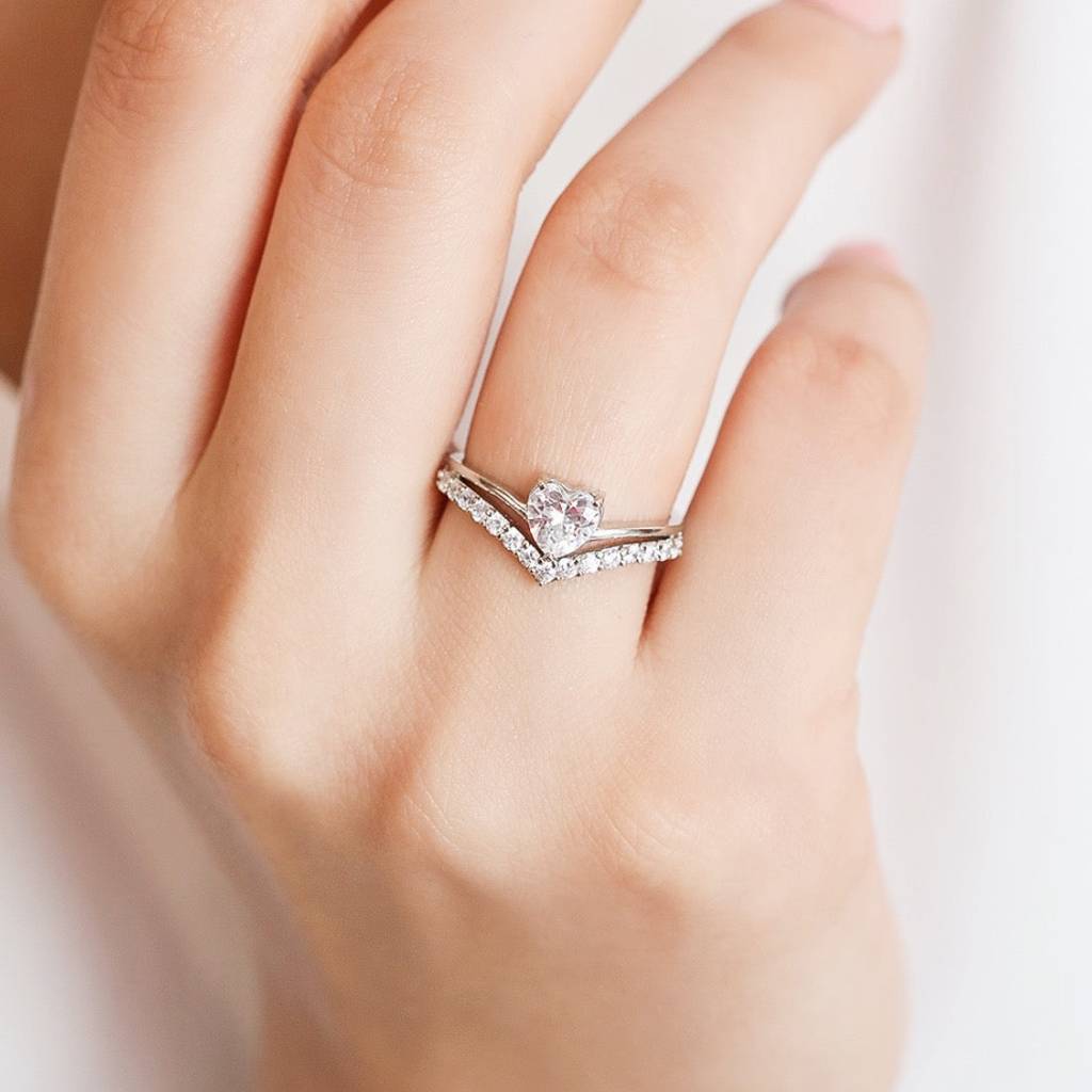 Shimmering Love Rhodium-Plated Heart Cz 925 Sterling Silver Ring (Adjustable) : RNG-40251-R