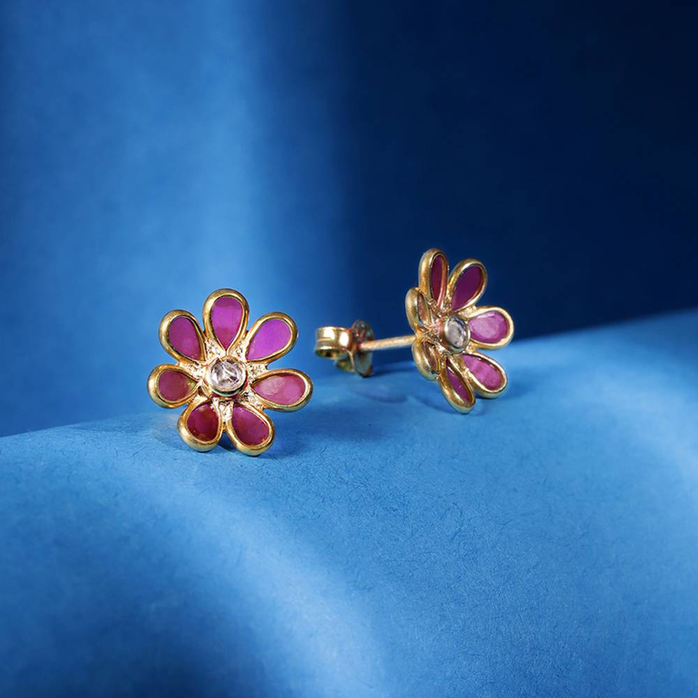 92.5 Silver Red Hydro Flower Stud Earrings : U100SO003MY045