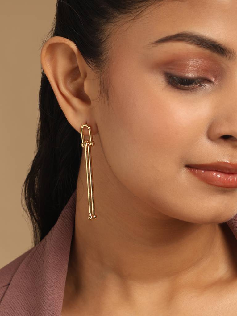 Golden Modern Glow Anti Tarnish Earrings : YI24A0309E
