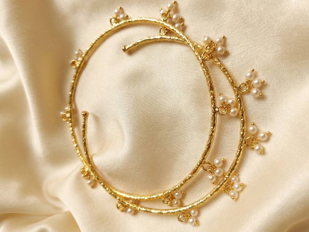 Set Of 2 18K - Gold-Plated Stone-Studded Bangles : VI25BC100033
