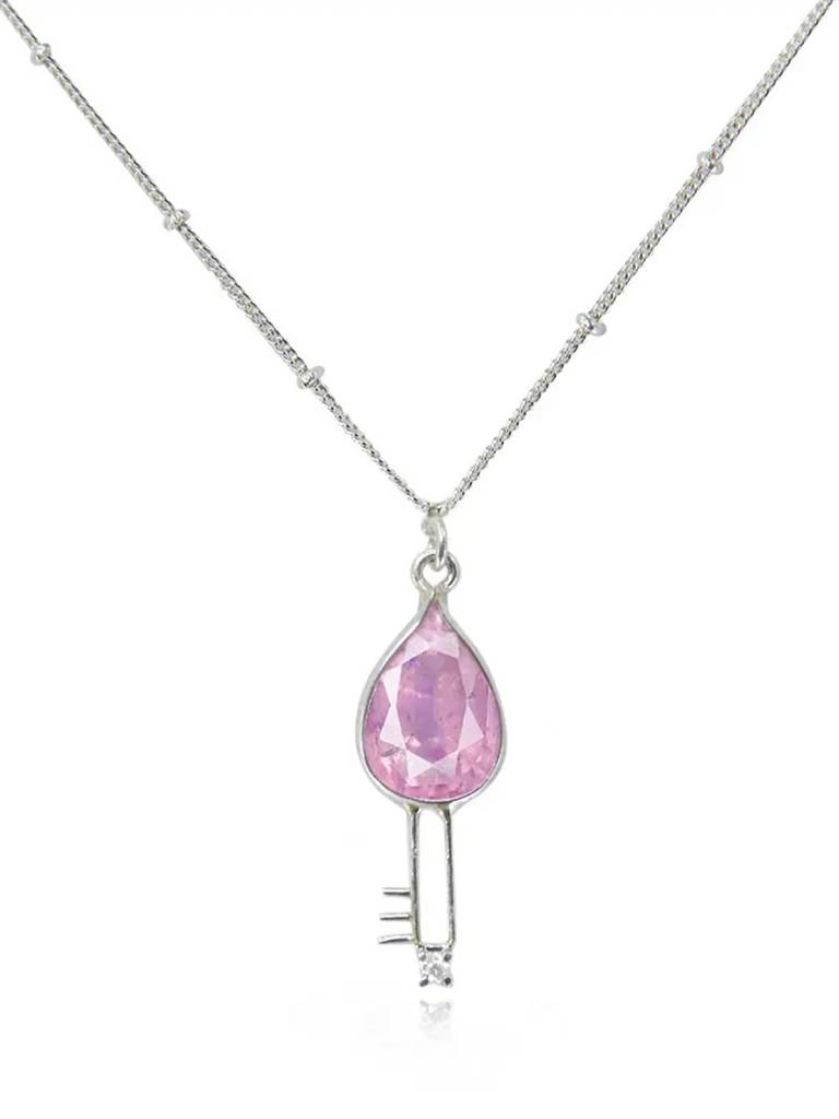 Silver 92.5 Key Pendant And Chain : U080SO006N1036