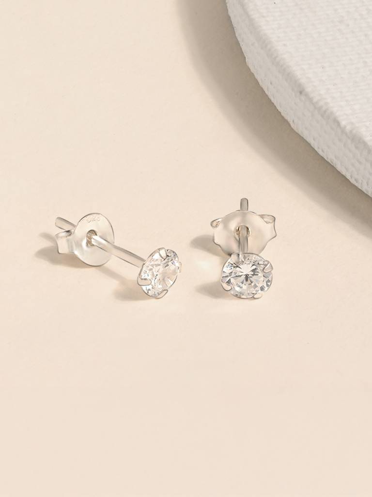Classic Round Cz Stud Earrings : JDER2563