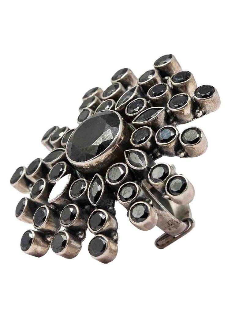 Silver Black Flower Ring : U080SO028R0072