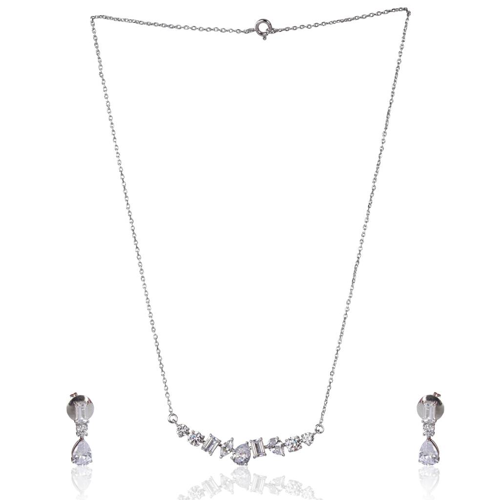 Sterling Silver Elegant Pendant Earring Set : SN053
