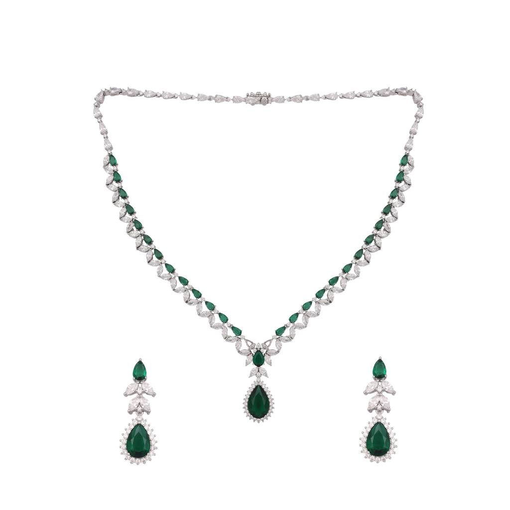 Celestial Emerald Cubic Zircon Necklace Set : YI24A0474N