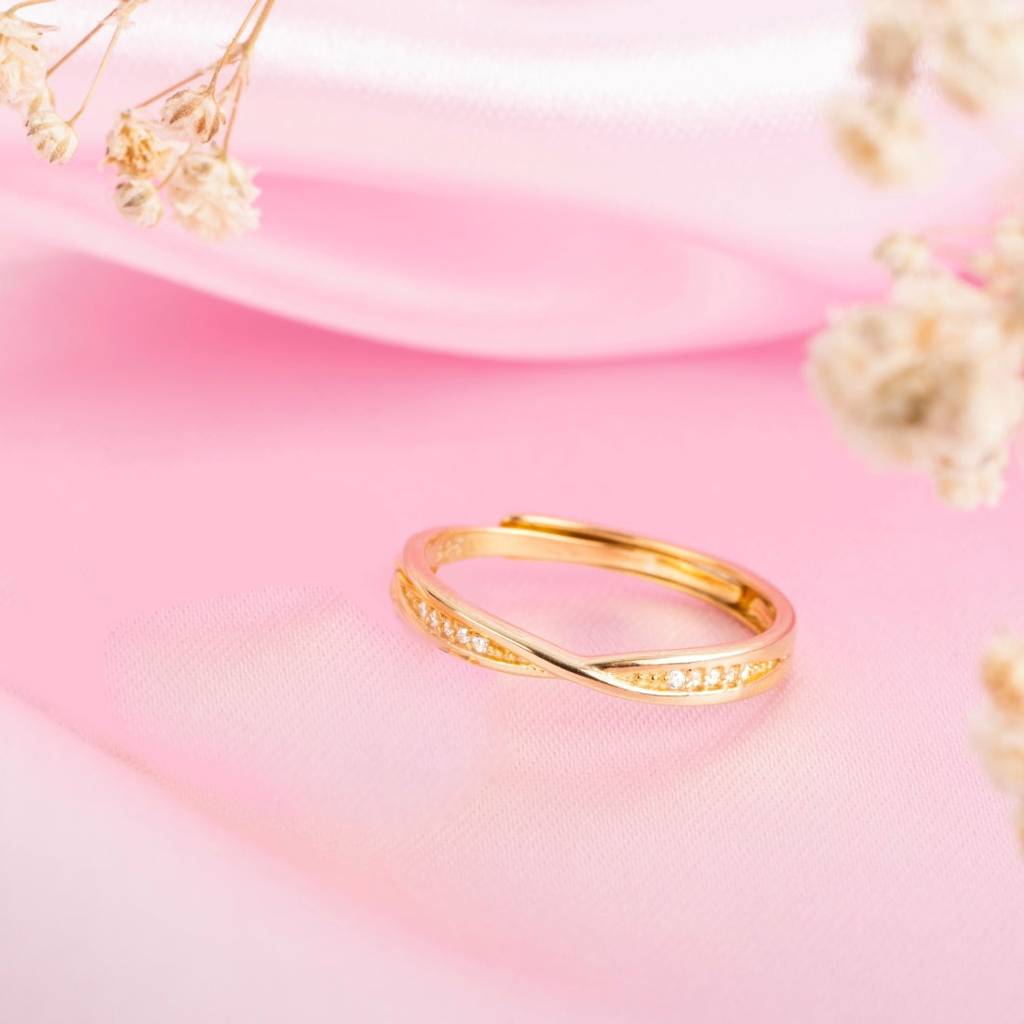 Golden Crossroads 925 Sterling Silver Cross Ring For Her (Adjustable) : RNG-40167