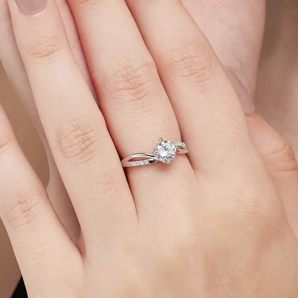 Twisted Solitaire 925 Silver Ring (Adjustable)