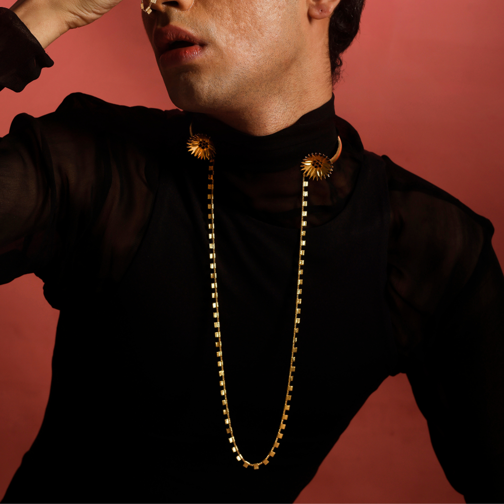 Apropos Accolade Choker : OTW-2001