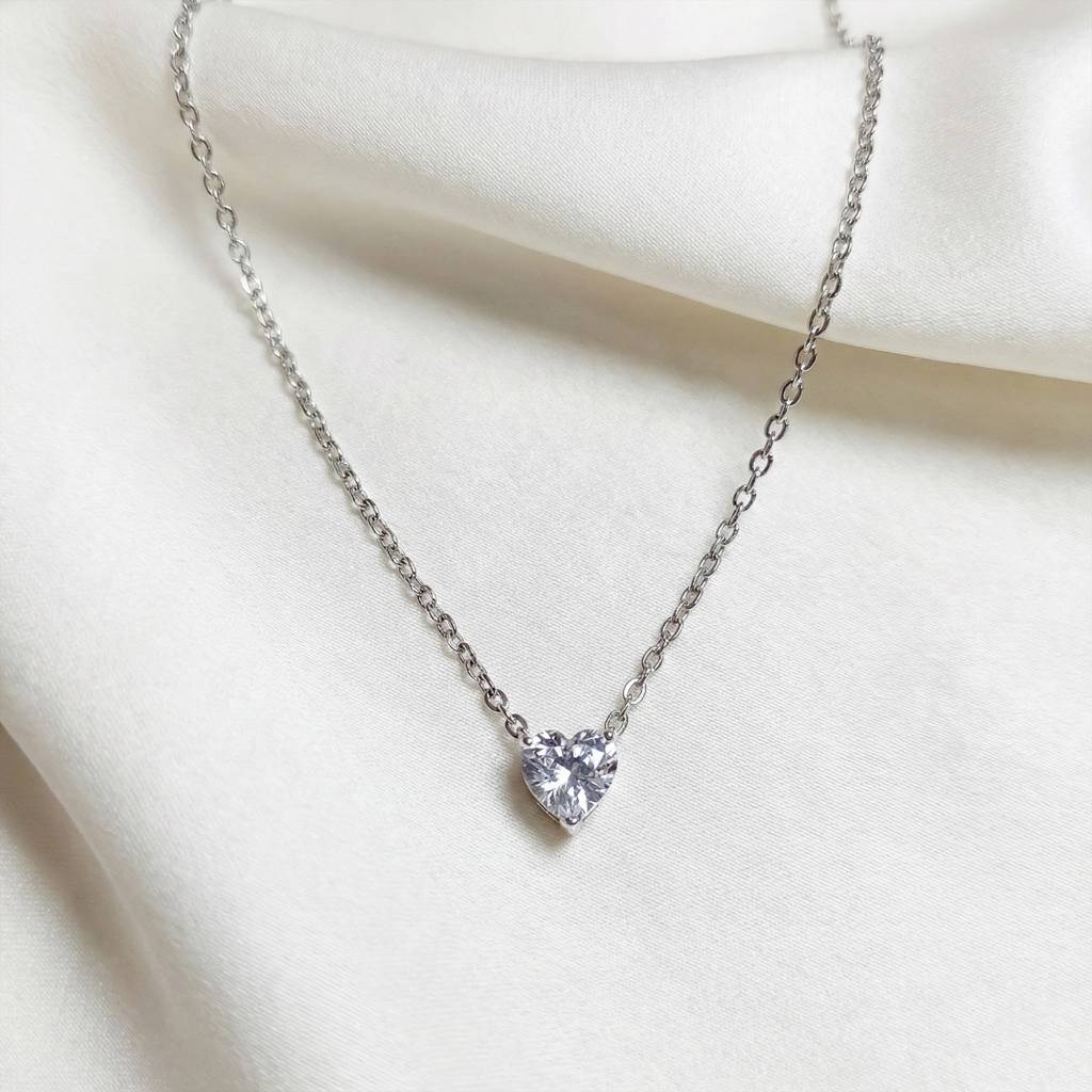 925 Silver Heart Solitaire Necklace : IS-NC-PC-1097
