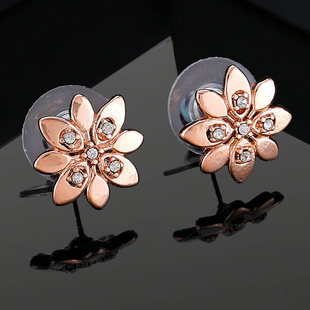 rose gold flower shaped jewellery
