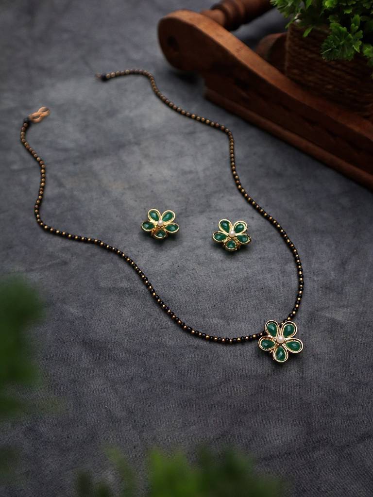 Forever Flowers -  Mangalsutra Necklace Set : PAMS06GR