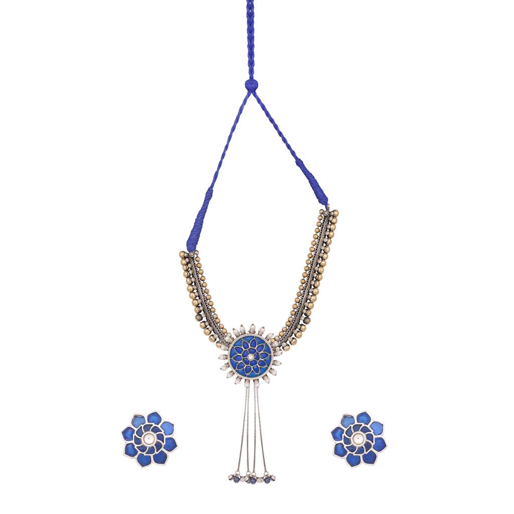 Midnight Bloom Oxidized Silver Necklace Set : YI24A0448N