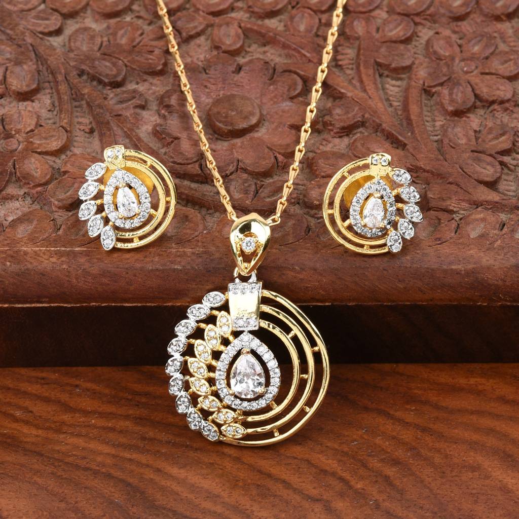 Bohemian Zircon Gold Plated Pendant Set : DVPENGJCZ74
