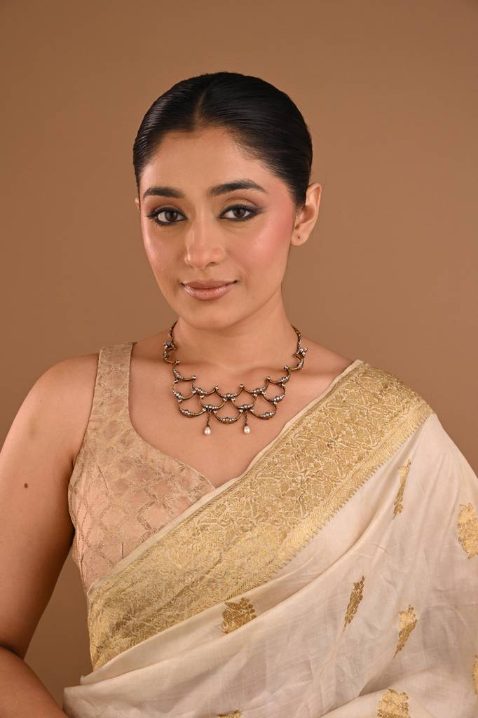 Zuleya Bib : LJ066Zuleya