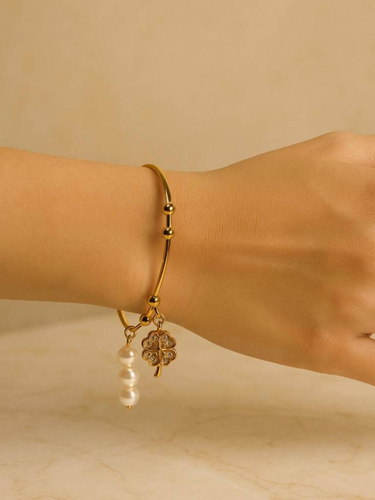 18K Gold-Plated Clover Charms Bracelet Â Stainless Steel, Cz Stones & Pearl Charms, Anti-Tarnish & Hypoallergenic : ATB558CCB