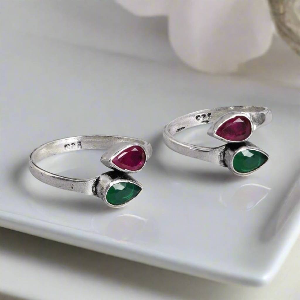 Jeweled Harmony Silver-Plated 925 Sterling Silver Toe Ring : TOE-10062-R