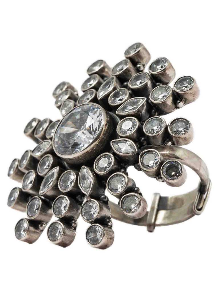 Silver Flower Ring : U080SO038R0073