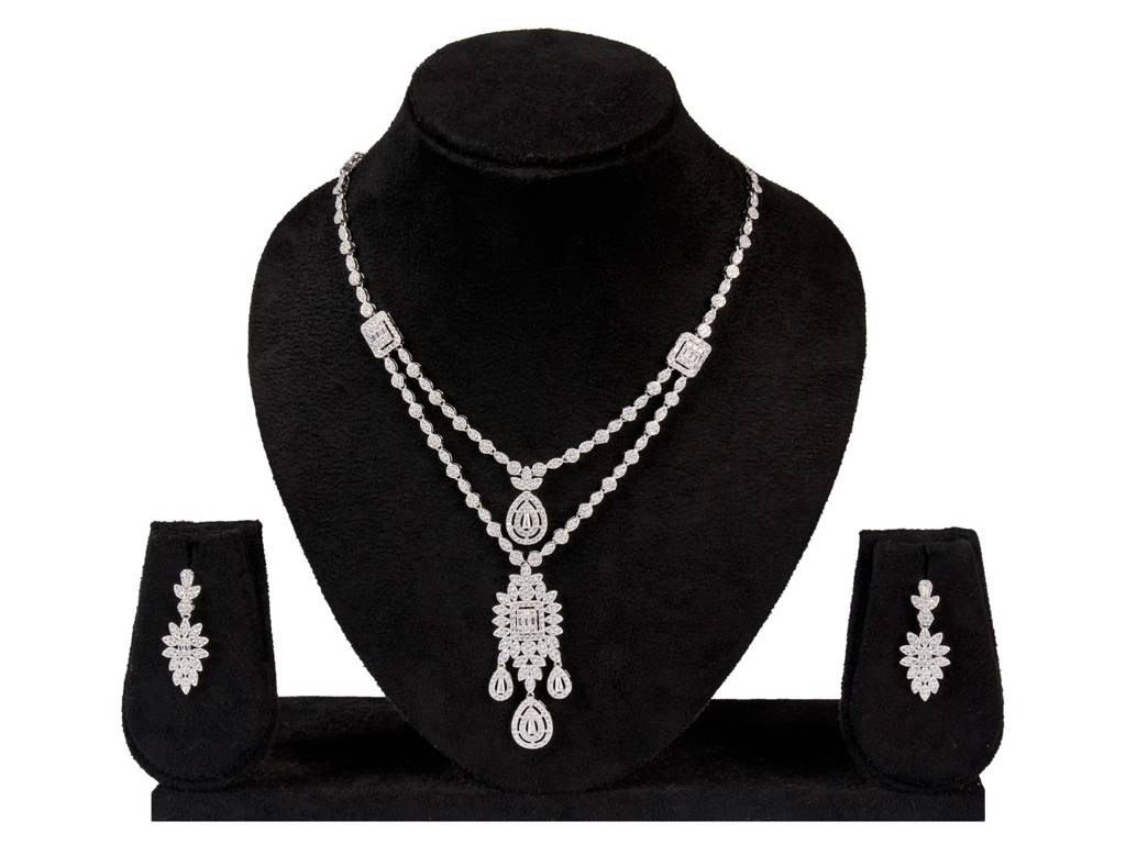 Lumiere Diamond Silver Necklace Set : NS016