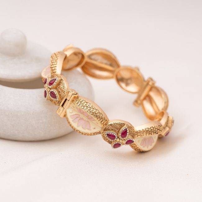 Maham Lotus Bangle : PA-3100